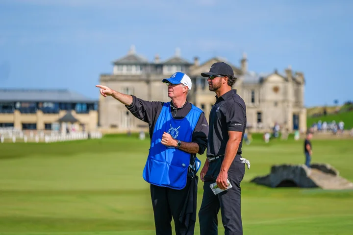 Enhancing Your Golf Experience with Expert Caddies 