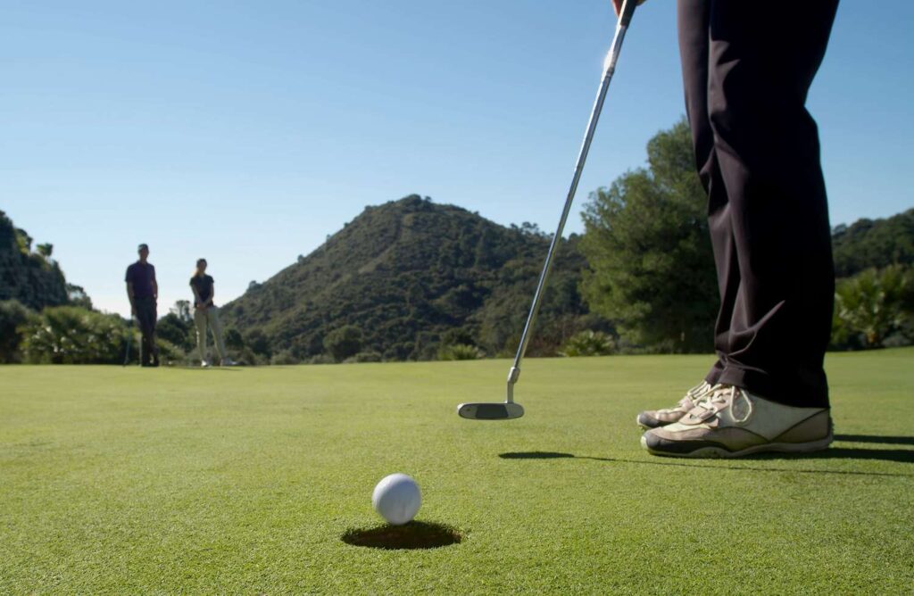 Mastering Golf’s Scoring Terms: Birdie, Eagle, and Par-5 Holes 